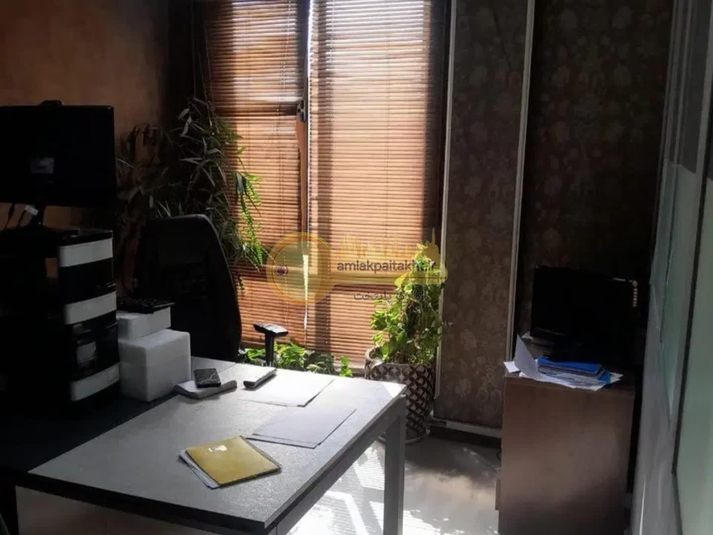 اجاره اداری در تهران / جردن-امانیه خیابان سایه