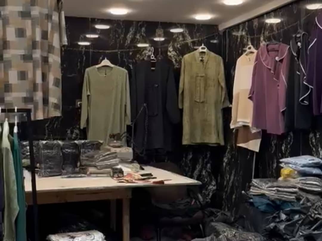 تهاتر مغازه تجاری 22 متری در بازار مسگرها با ملک کلنگی و آپارتمان